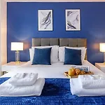 Boutique Quayside Apartment - Free Parking