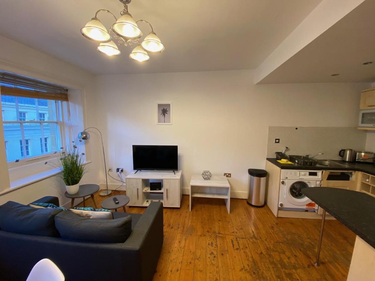 Apartment City Centre Apartment, Great Location, Close To Shops & Quayside