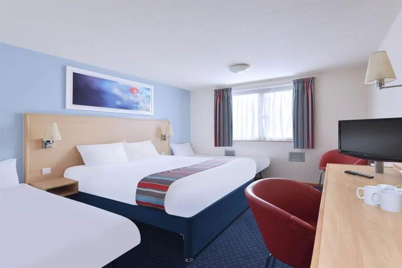 Travelodge Newcastle Hotel 3*