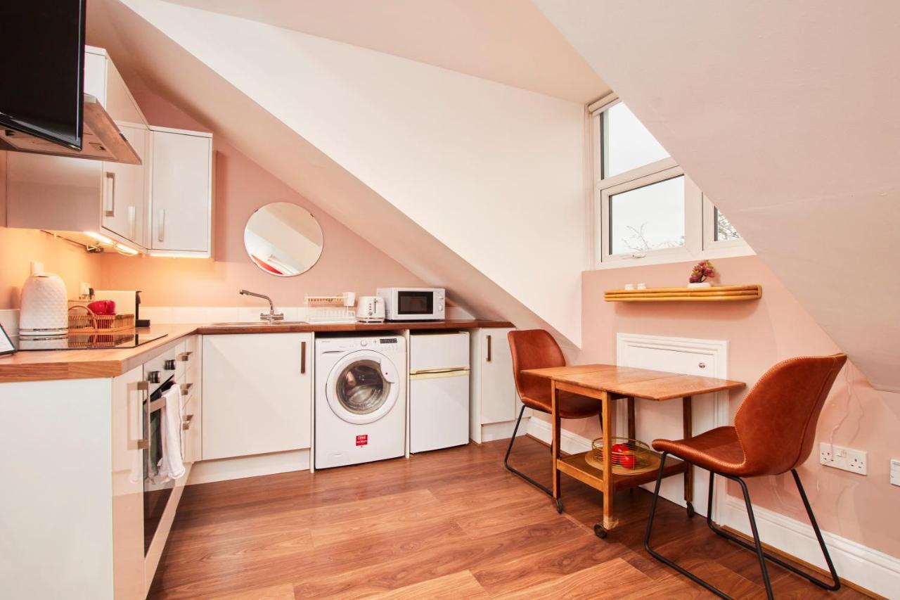 Apartment The Exquisite Gem Of - Sleeps 2 - Second Floor *