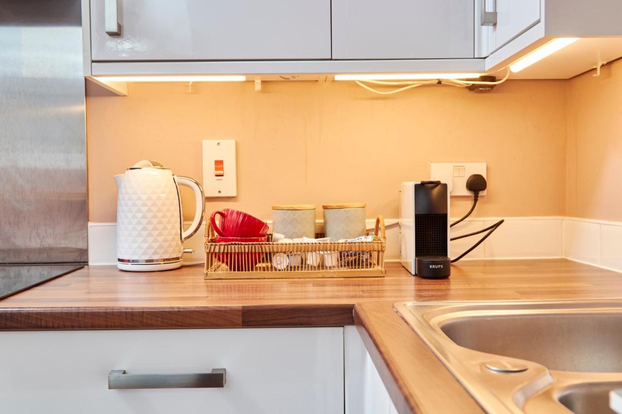 The Exquisite Gem Of - Sleeps 2 - Second Floor * Newcastle upon Tyne