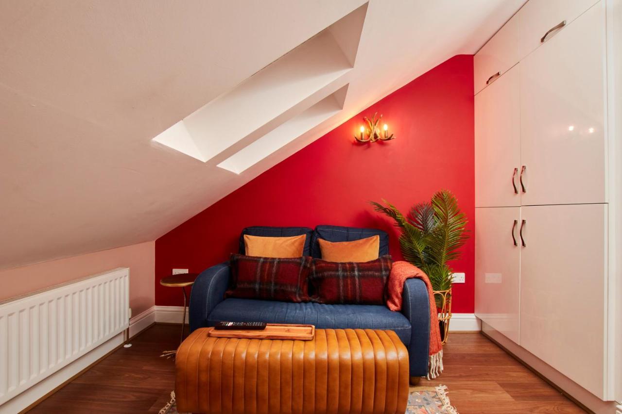 Apartment The Exquisite Gem Of - Sleeps 2 - Second Floor *