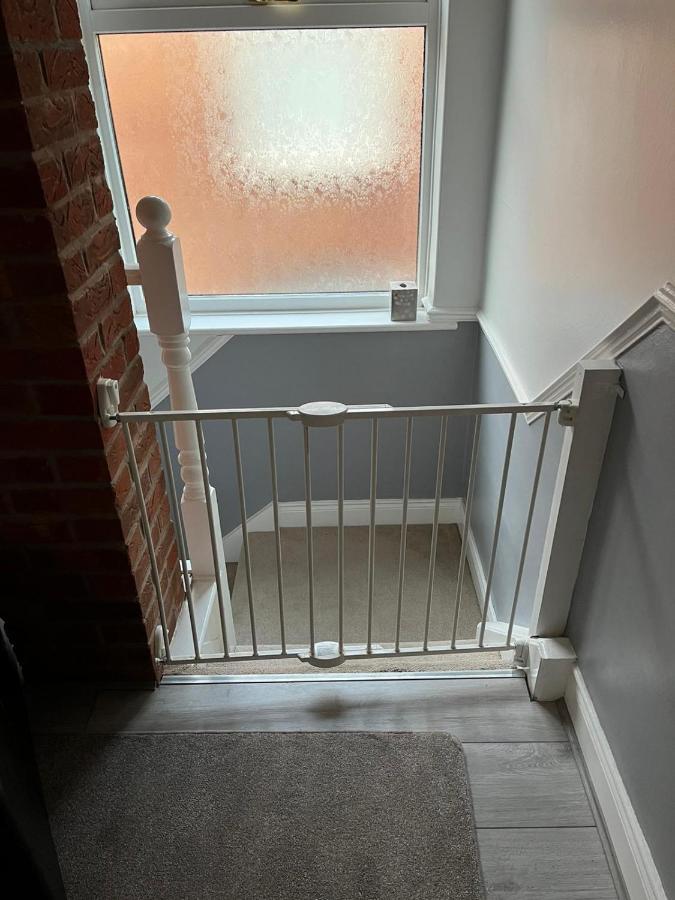 Ovington Grove 2 Fully Equipped Kitchen Free Parking 3 Bedrooms Netflix