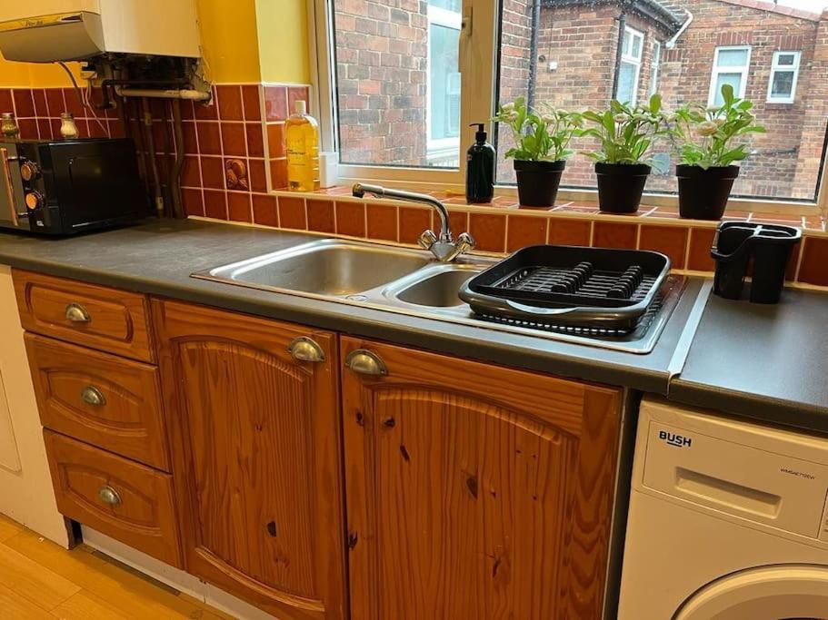 Ovington Grove 2 Fully Equipped Kitchen Free Parking 3 Bedrooms Netflix *