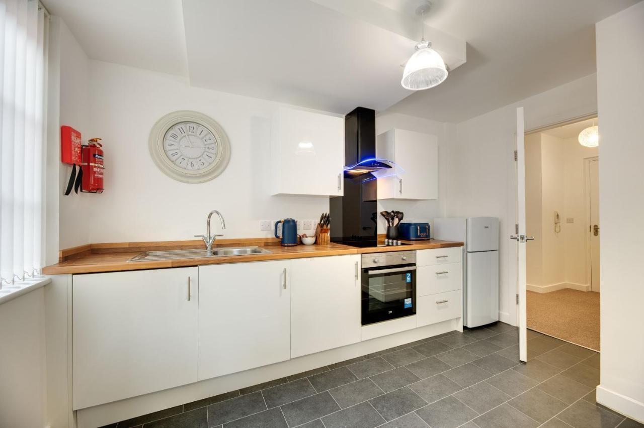 Apartment Charltons Bonds 1b By Week2week *