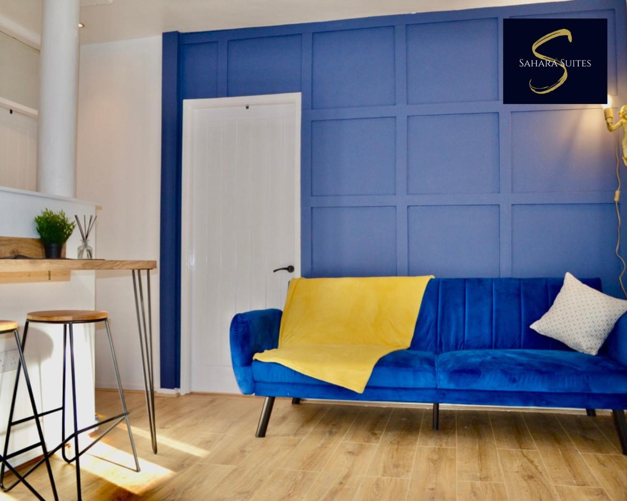 Apartment Quirky Modern Two Bedroom By Sahara Suites Short Lets & Serviced *