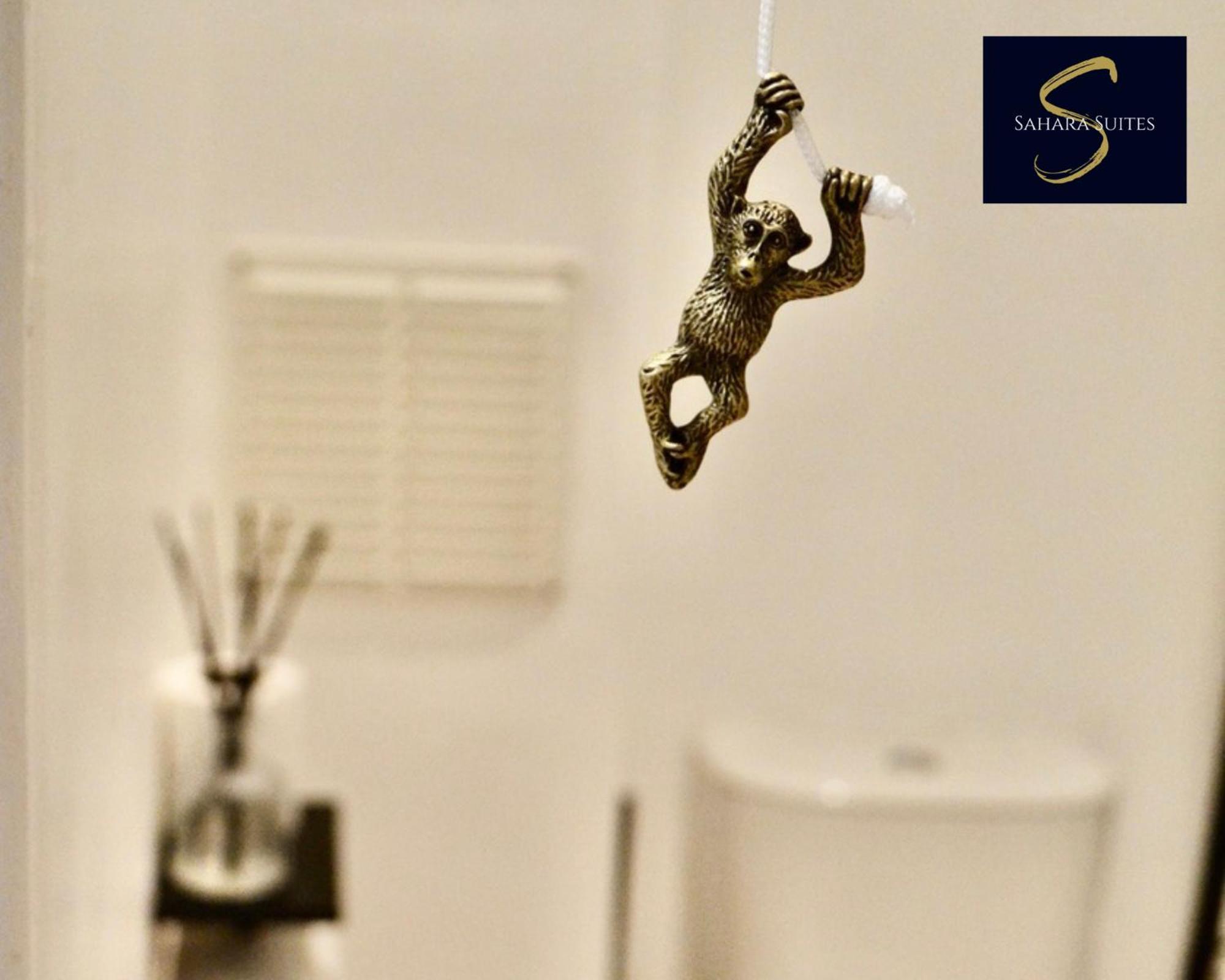 Quirky Modern Two Bedroom By Sahara Suites Short Lets & Serviced