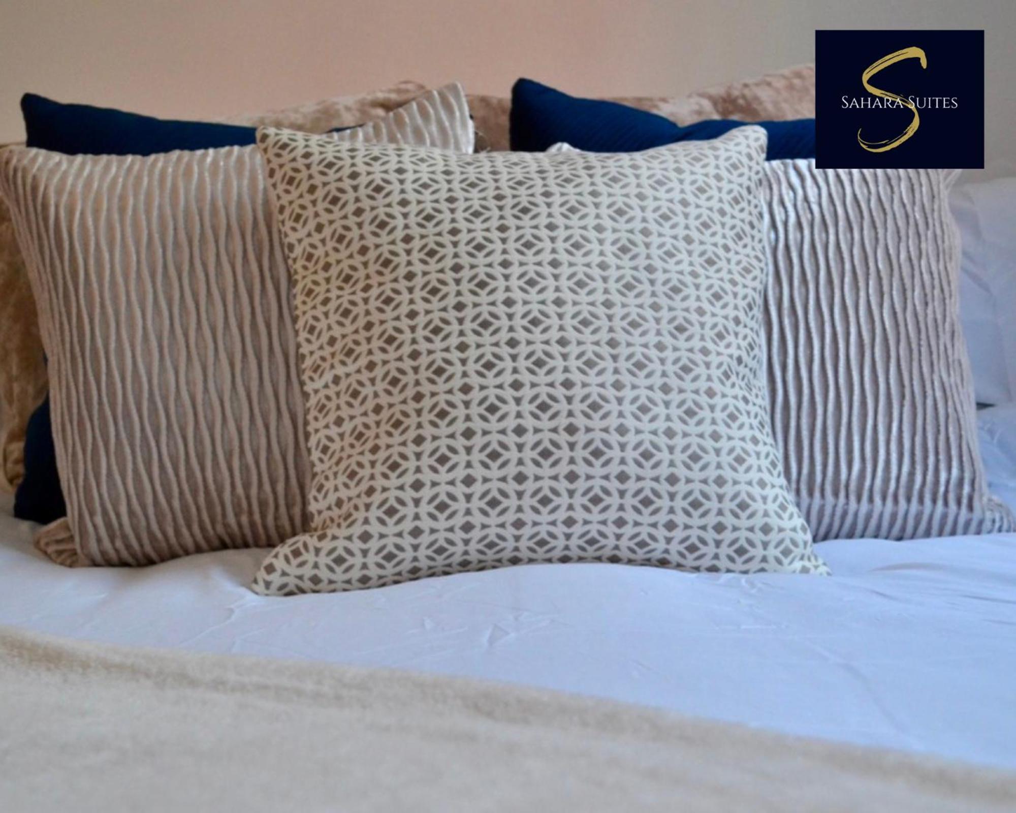 Quirky Modern Two Bedroom By Sahara Suites Short Lets & Serviced Apartment Newcastle upon Tyne