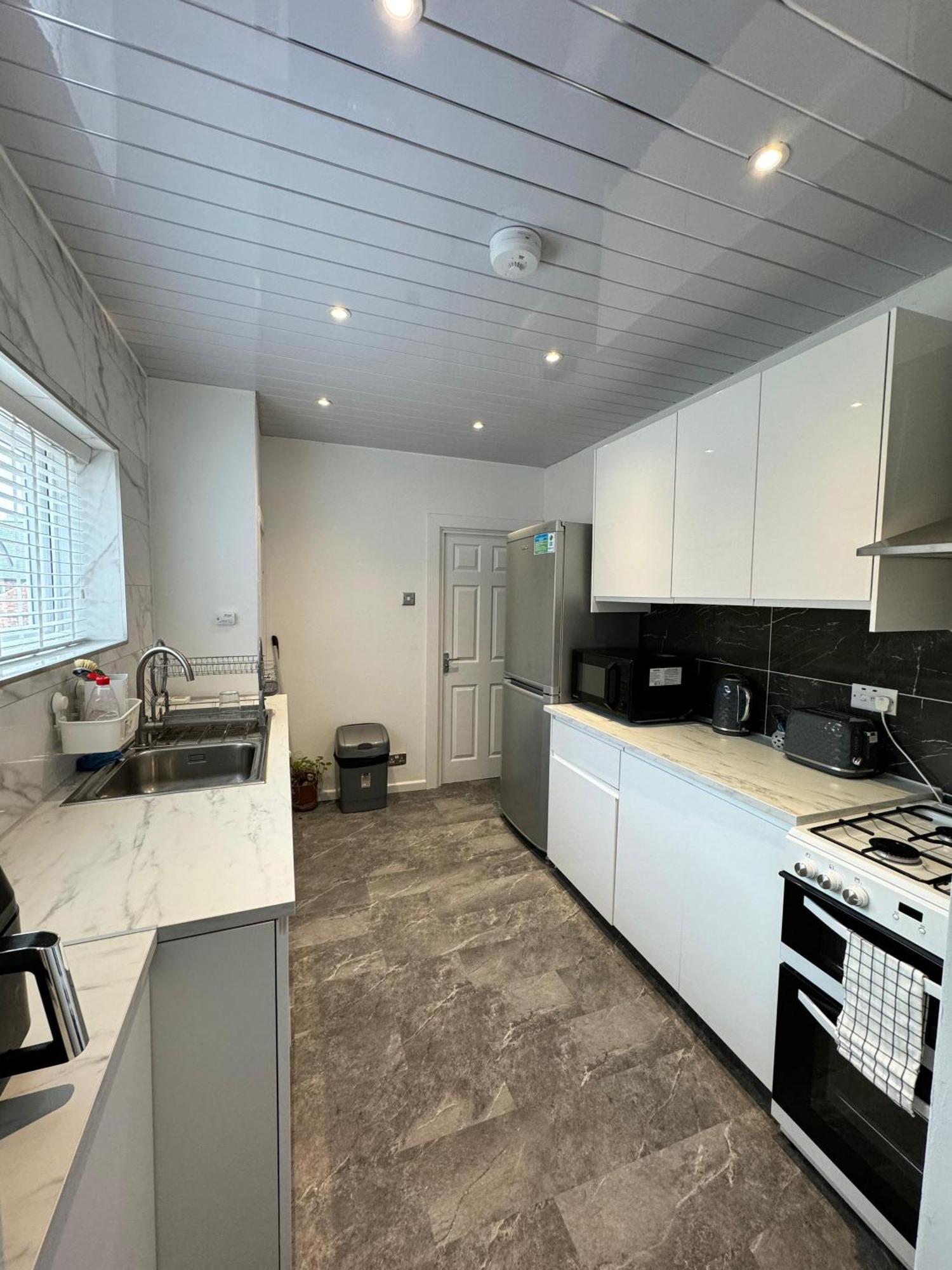 Homestay Luxury Ensuite @ Kingsley Terrace *