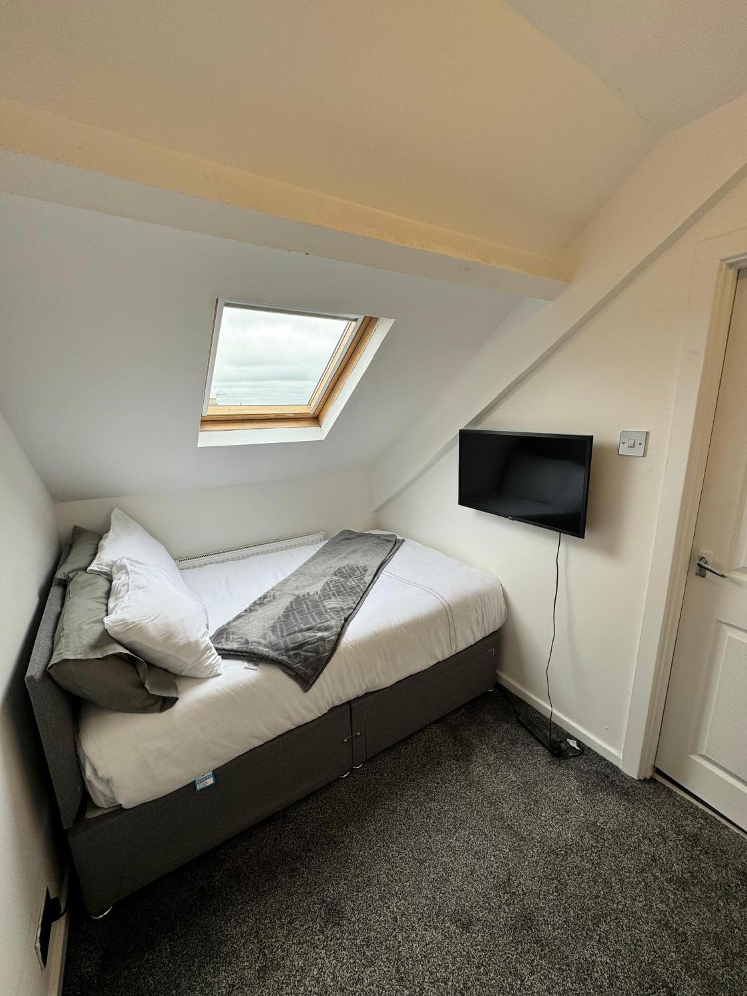 Luxury Ensuite @ Kingsley Terrace *