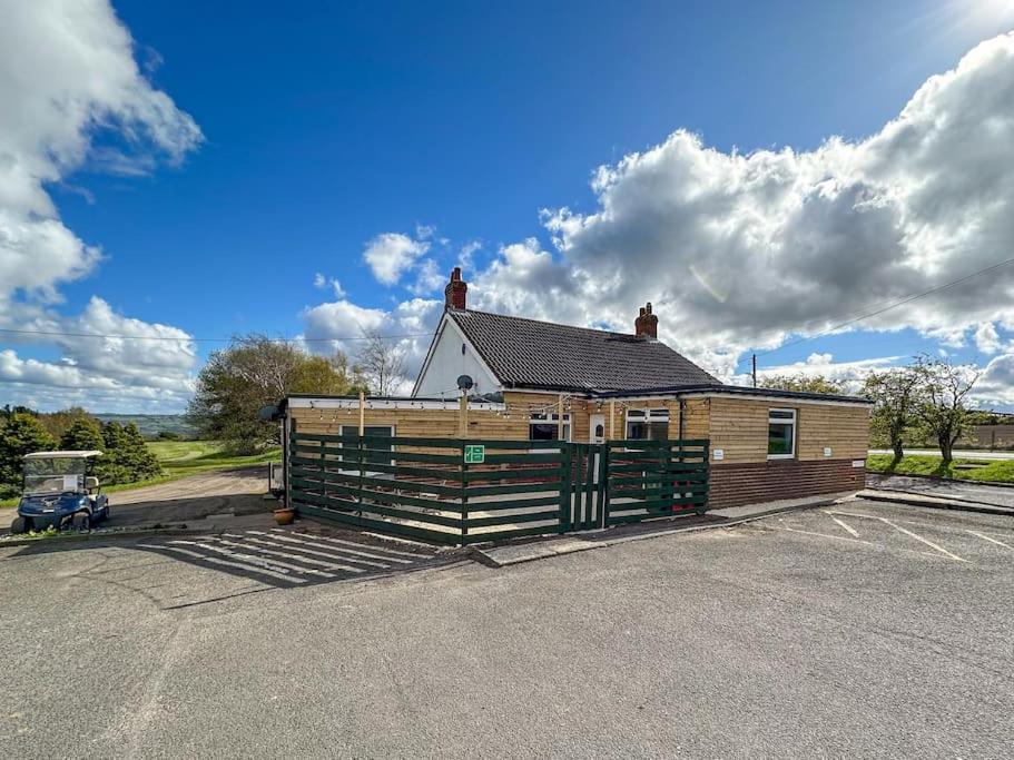 The Bunker - Garesfield Golf Course Holiday home *