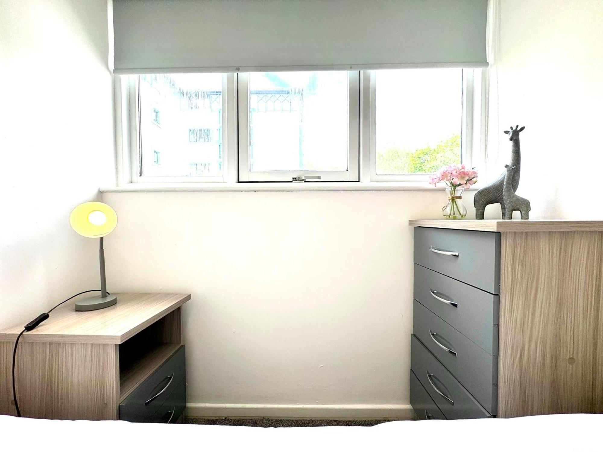 Apartment The Alnham, Large 3 Bed Apartment, Close To The