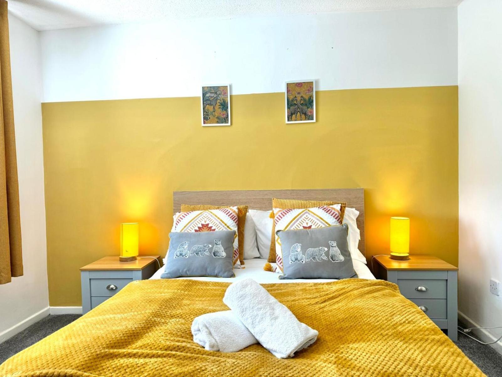 Apartment The Alnham, Large 3 Bed Apartment, Close To The *