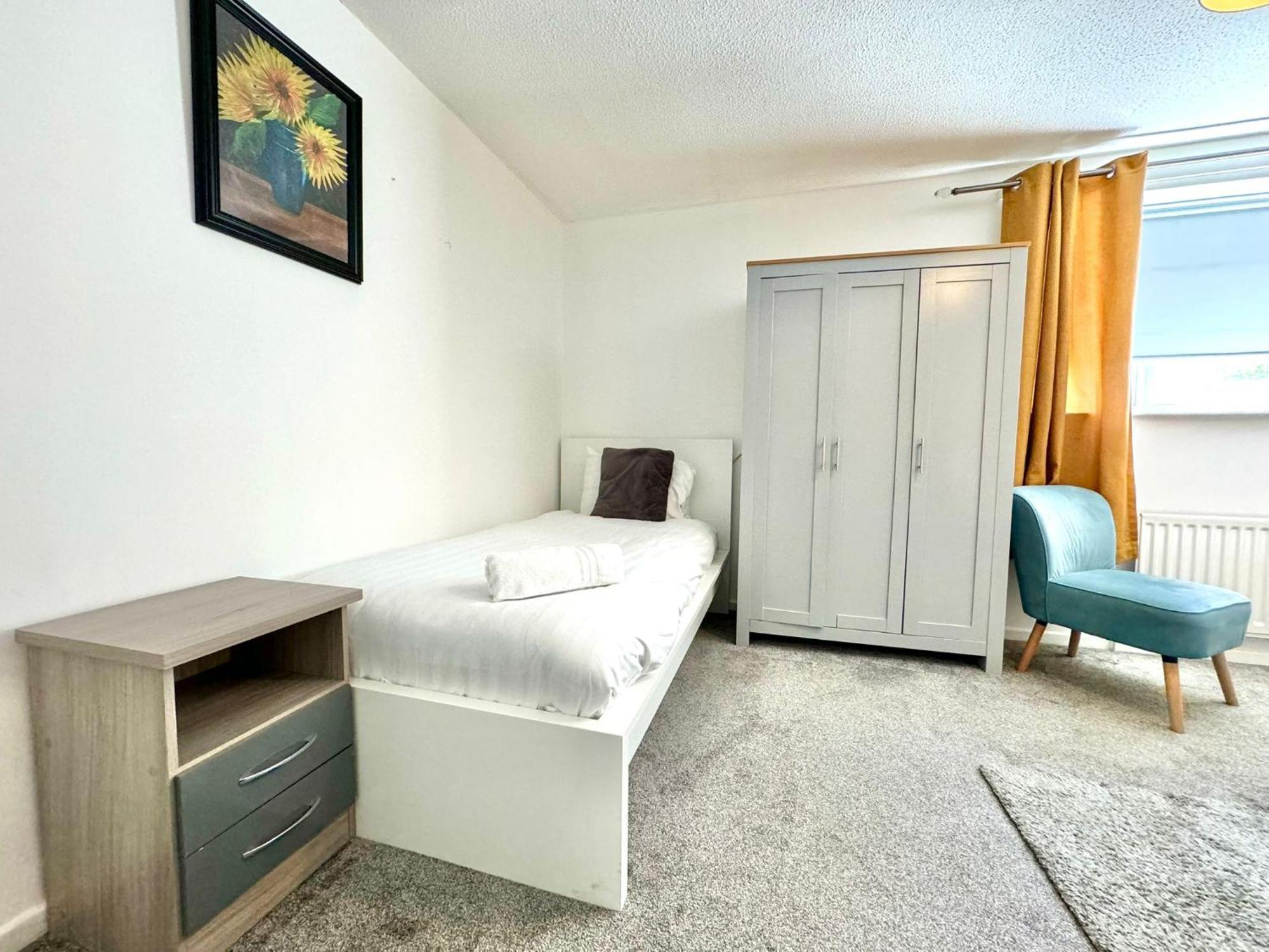 Apartment The Alnham, Large 3 Bed Apartment, Close To The Newcastle upon Tyne