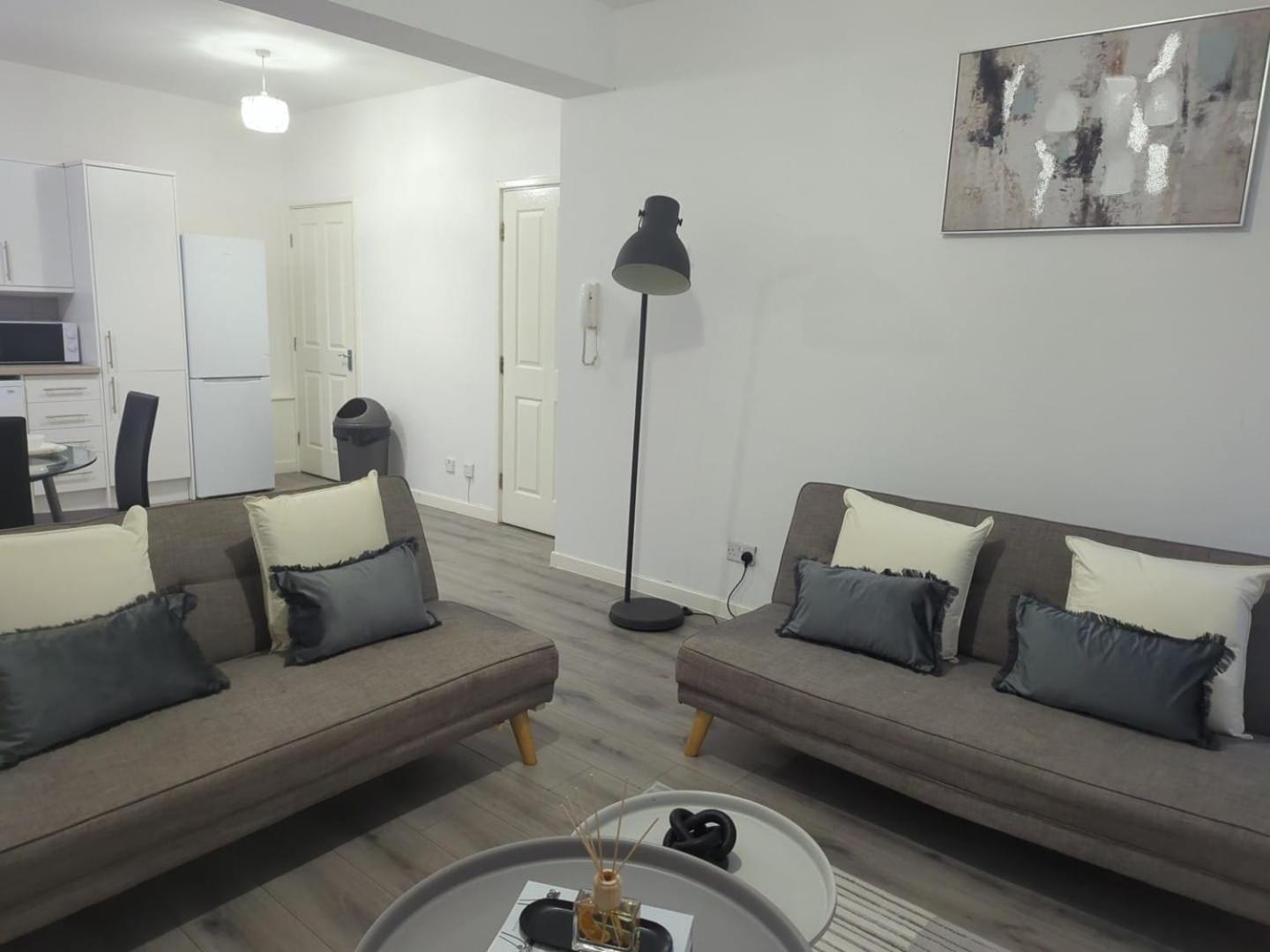 3 Bedroom Centre Powdene House
