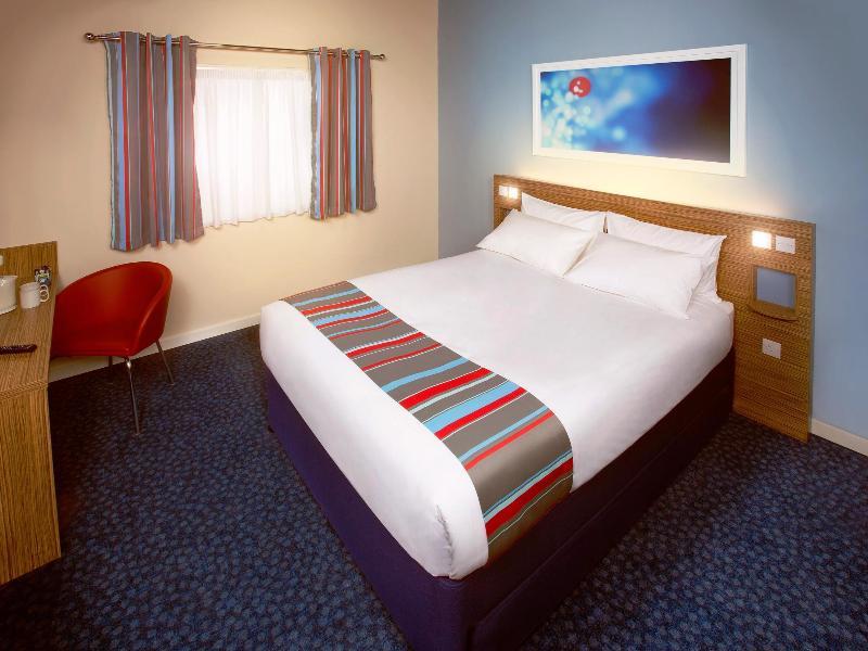 Travelodge Newcastle Hotel 3*