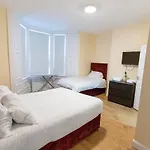 Newcastle City Apartment All En-Suite