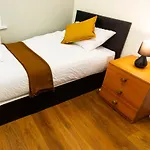 5 Bedroom House Newcastle