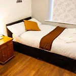 5 Bedroom House Newcastle