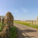 Todridge Barn