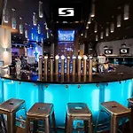 Sandman Signature Newcastle Hotel