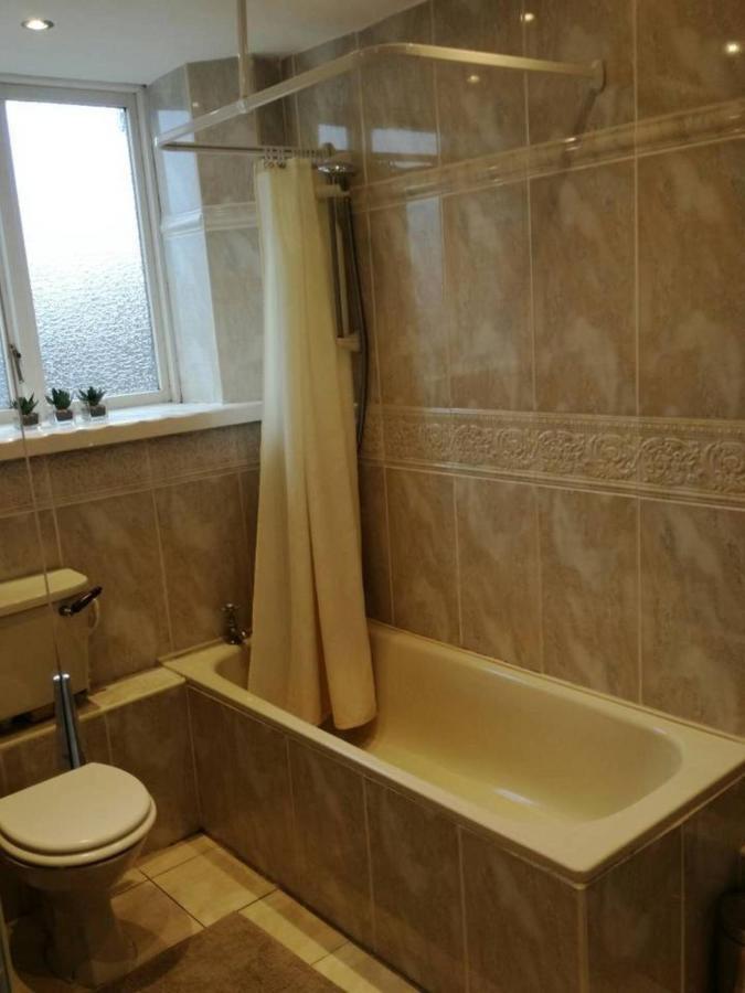 Spacious Luxury 2 Double Bedroom Flat In Holiday home *