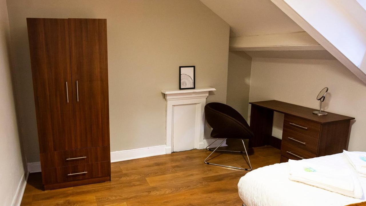 Holiday home 5 Bedroom House Newcastle upon Tyne