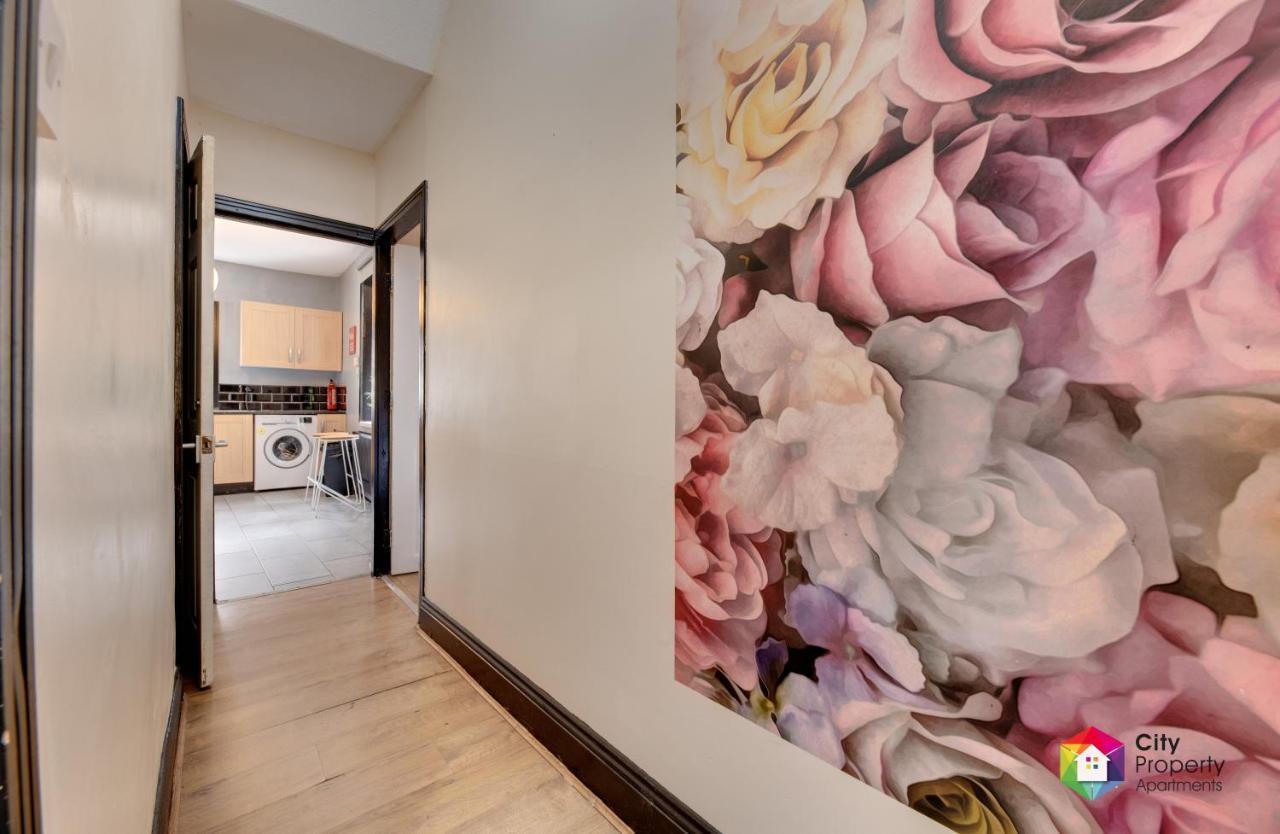 Apartment 35