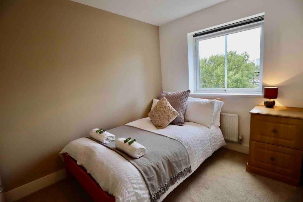 Boutique 3-bed Townhouse With Garden And Parking