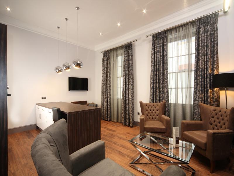Roomzzz 4* Newcastle upon Tyne