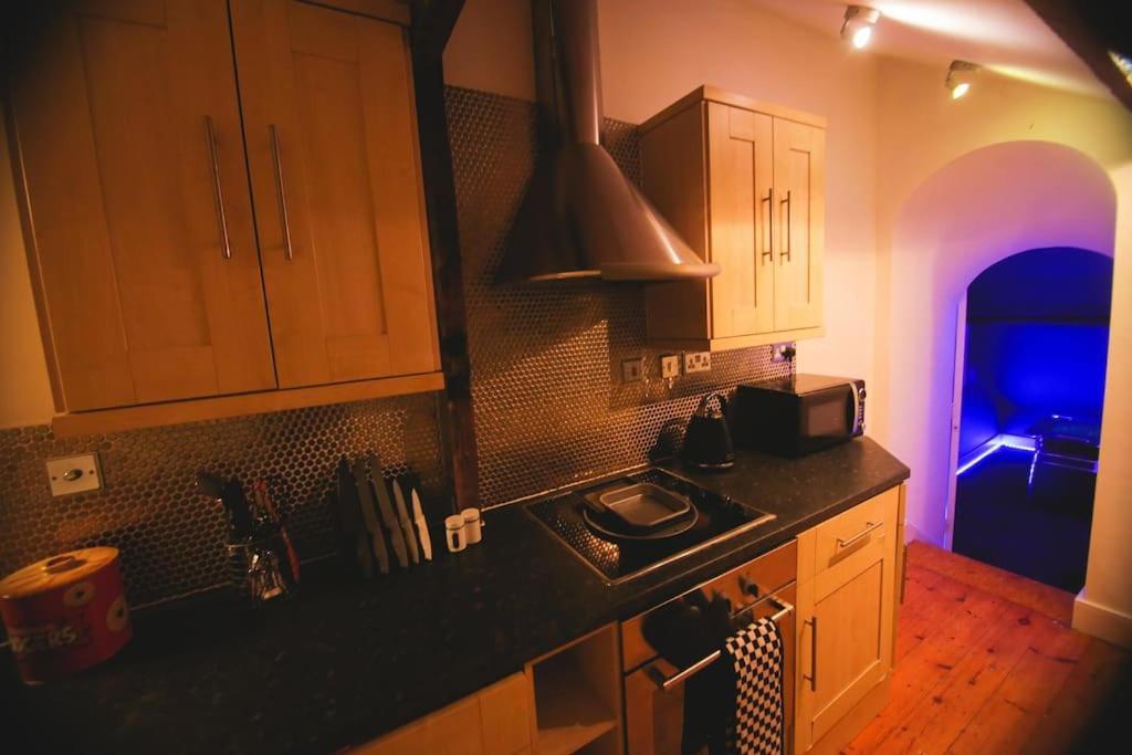 Games And Movies Lounge 7 Bed Centre Newcastle upon Tyne