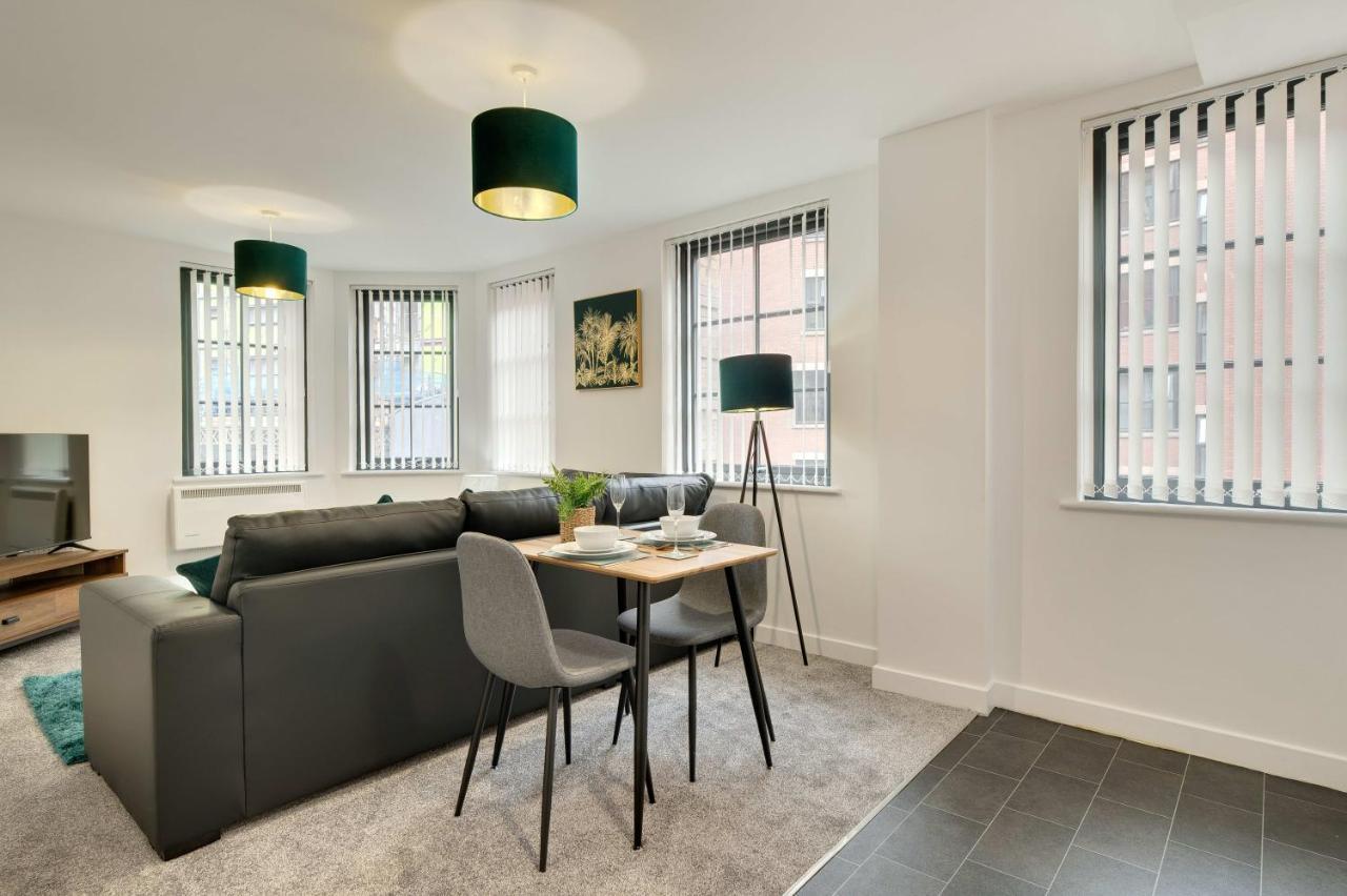 Charltons Bonds 1b By Week2week Newcastle upon Tyne