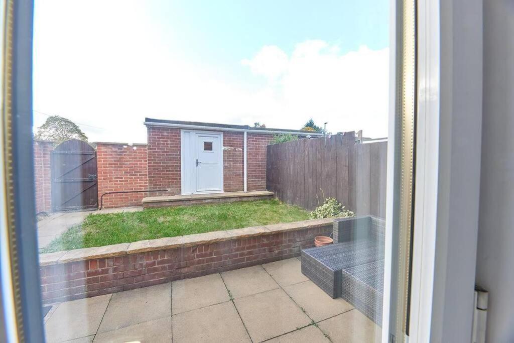 Long Stays - Cosy 3Br - Newcastle Retreat - Rvi & City Centre - Garden - Parking - Near High Street * Newcastle upon Tyne