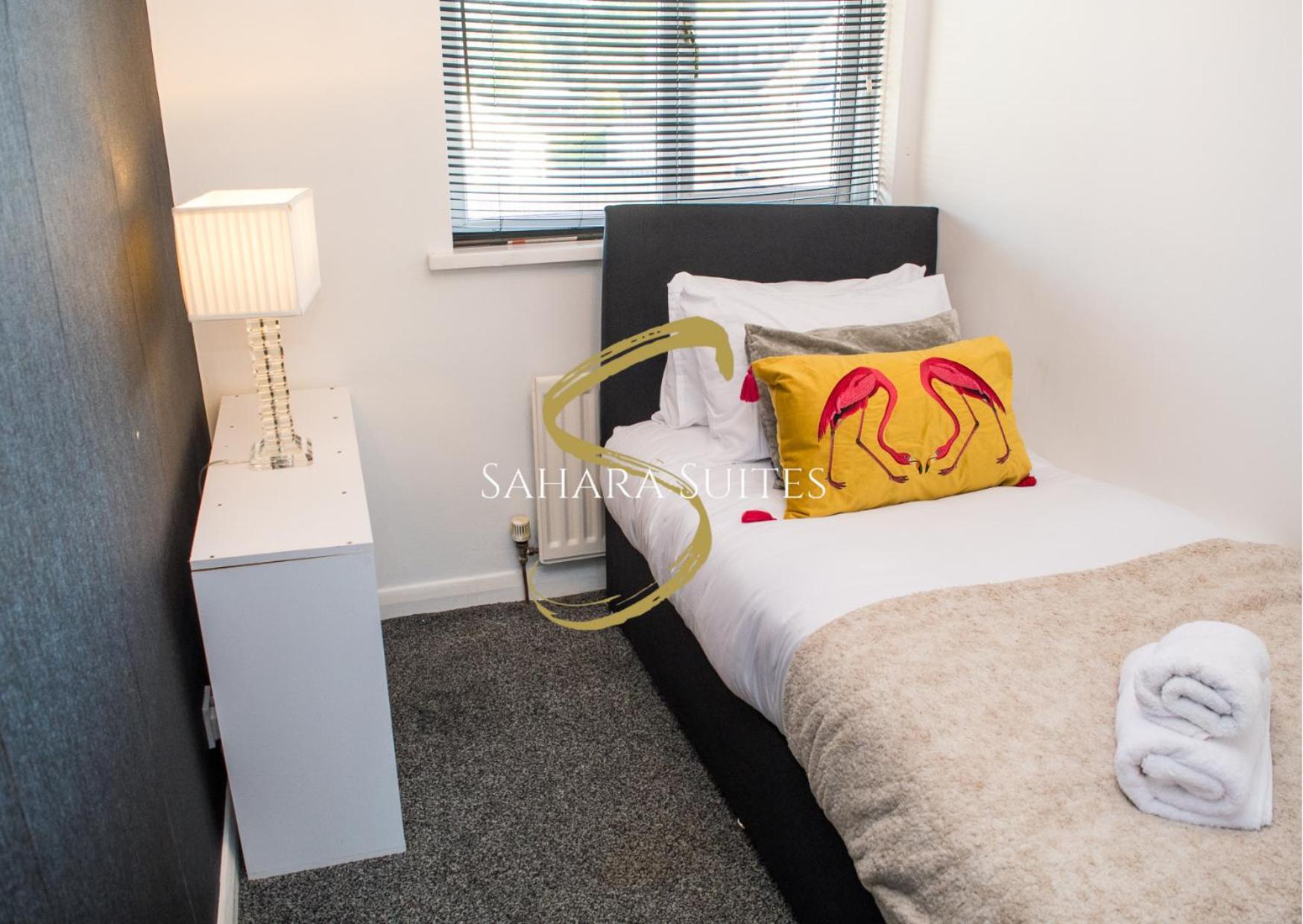 Long Stays - Cosy 3Br - Newcastle Retreat - Rvi & City Centre - Garden - Parking - Near High Street * Newcastle upon Tyne