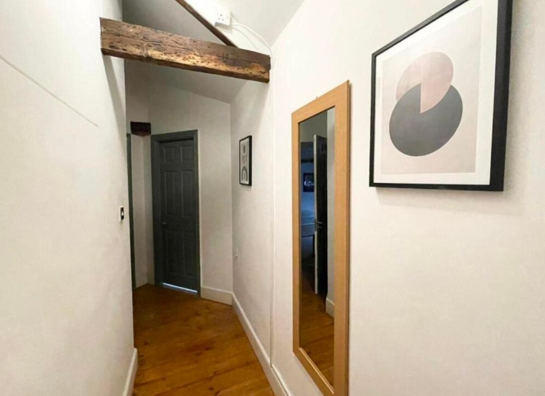 Citycentre 2bed Wi-fi Free Parking Free Snacks Apartment *
