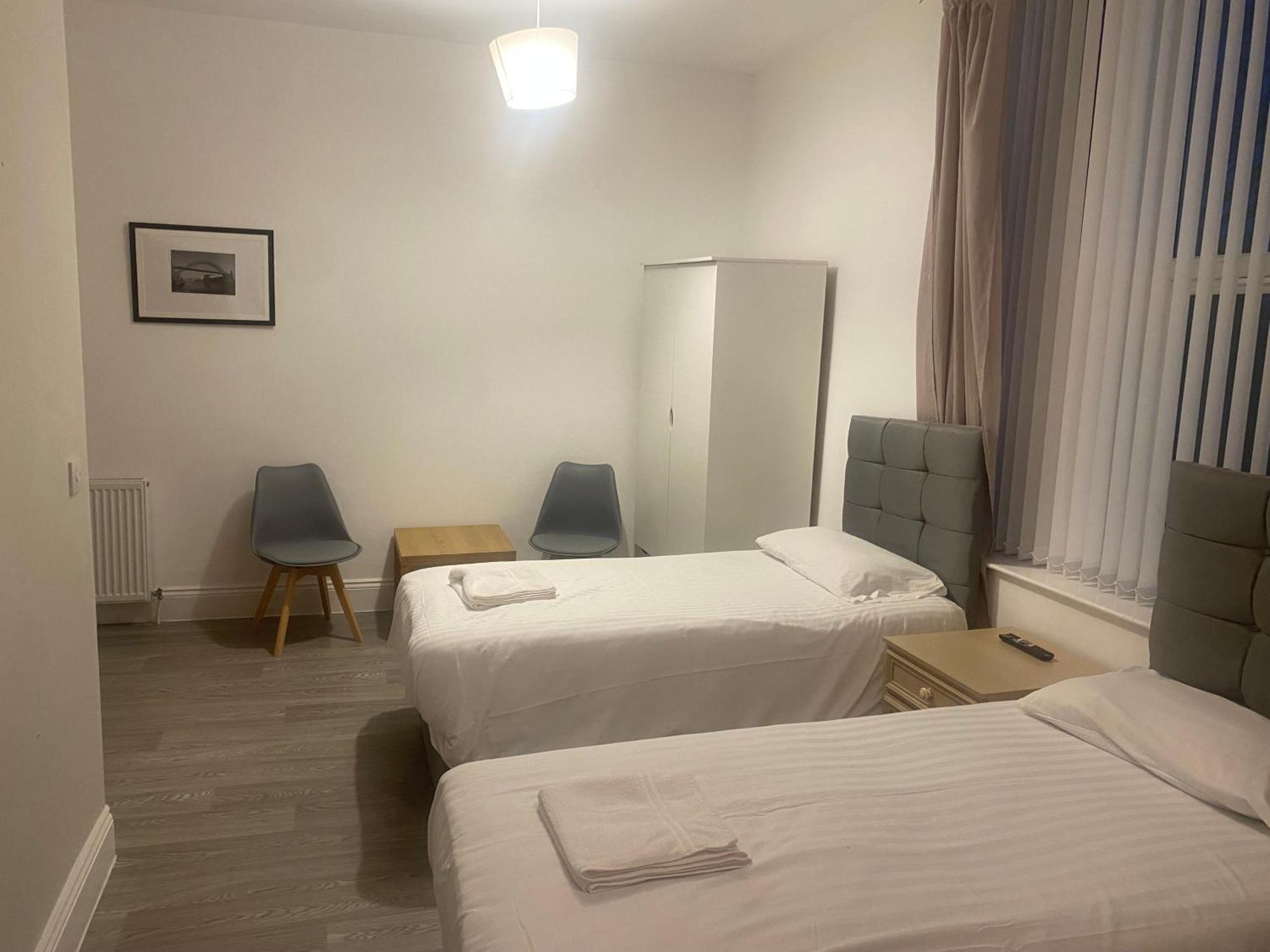 Hotel The Clifton 3*