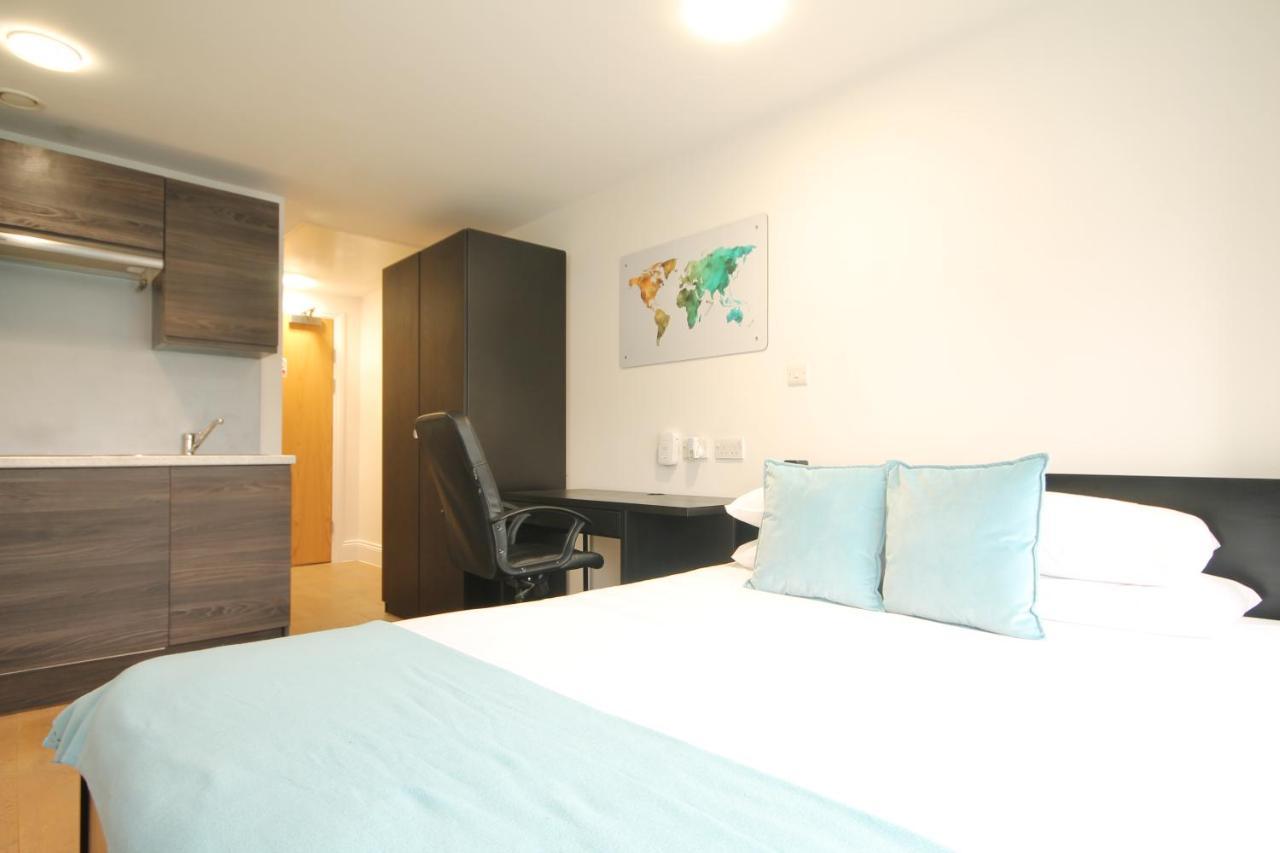 The Bruce Building Apartment *