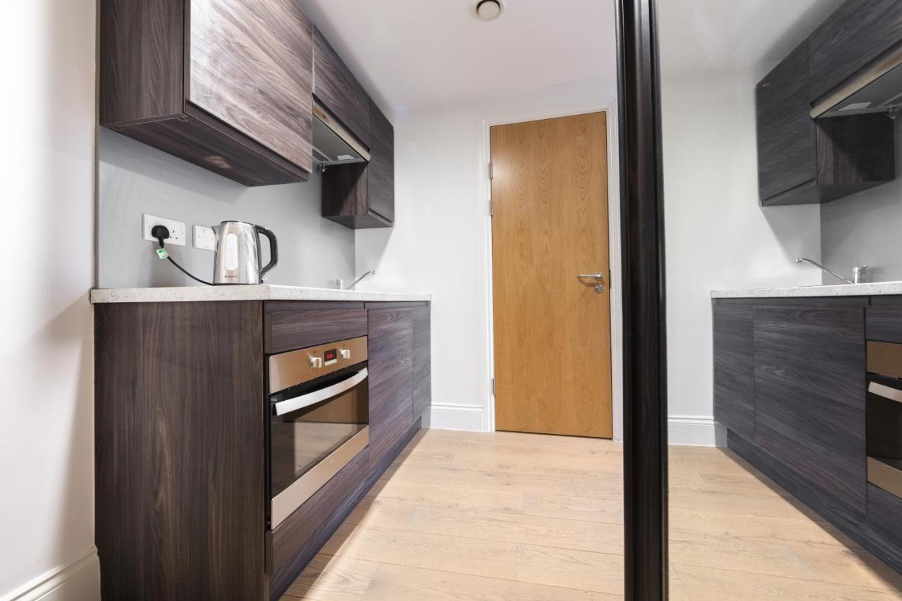The Bruce Building Apartment *