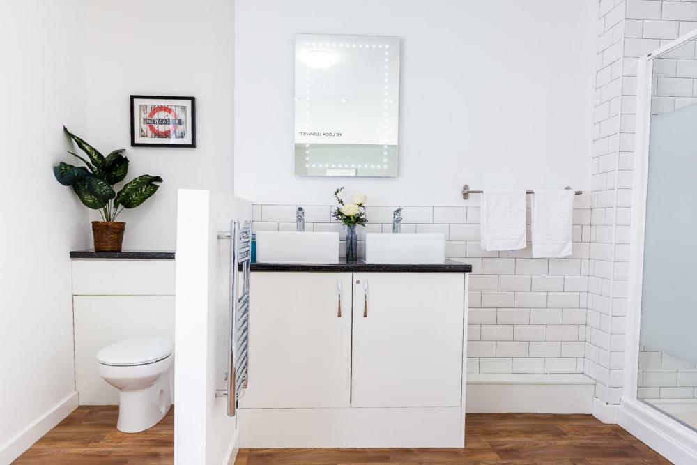 Honeypot House Apartment *