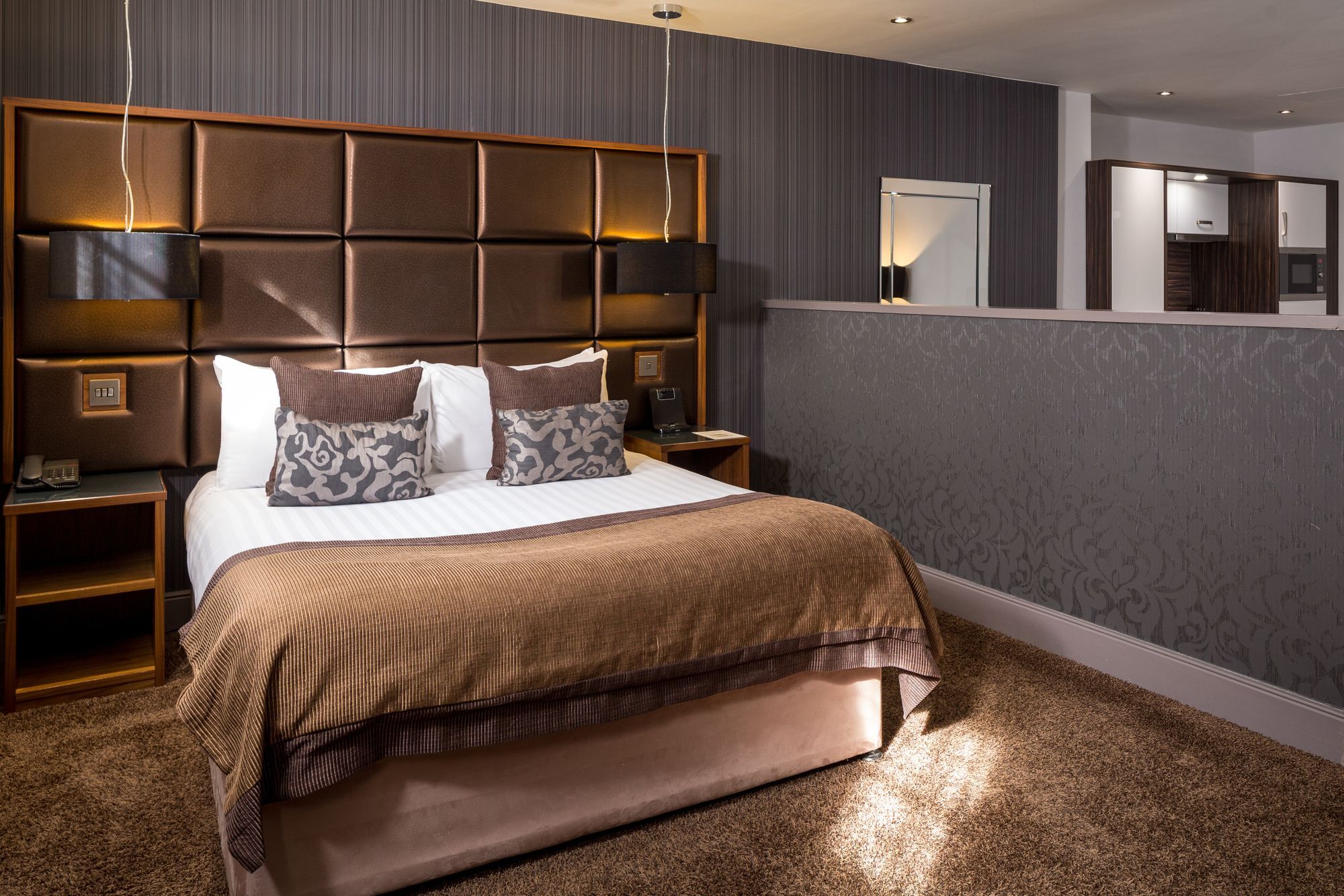 Roomzzz Aparthotel Newcastle upon Tyne