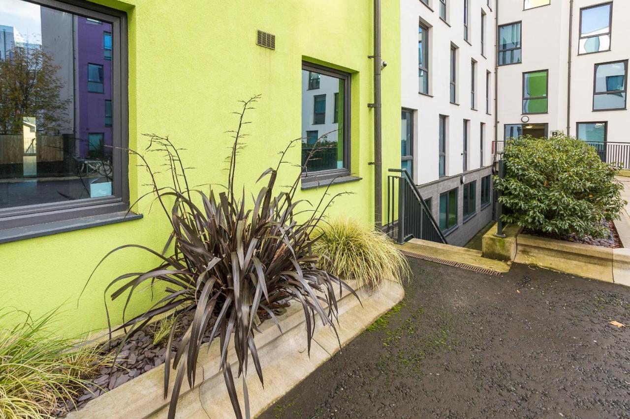 Luxurious Sk * Newcastle upon Tyne