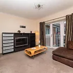 Sallyport 2 Bedroom Apartment City Centre 9