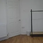 9 Bed House