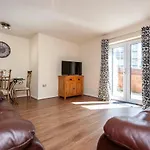 Oakstays Newcastle Gem
