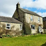 Roman Cottage - - Hadrian\'S Wall Dark Sky Outpost.