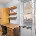 City Centre Super Spacious Apartments Free Parking And Wi Fi