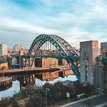 Zeni Studio Newcastle Marshall Court