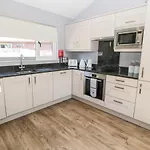 Lodge 32