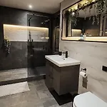 Ne1 Luxury City Centre Apartment