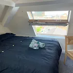 Cosy Room In City Centre